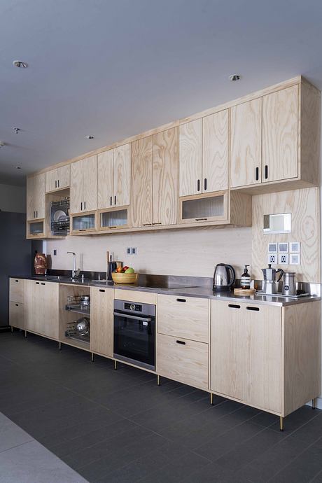 The Peak Apartment by ShapeUs studio - 7