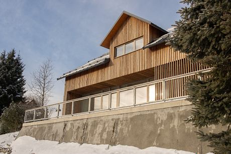 Cabin Above the Valley by System Recovery Architects - 9