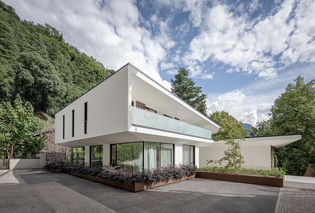 The Martinsbrunn Clinic by monovolume architecture + design - 9