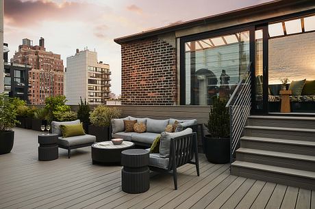 Smartflyer Penthouse by HuxHux Design - 12