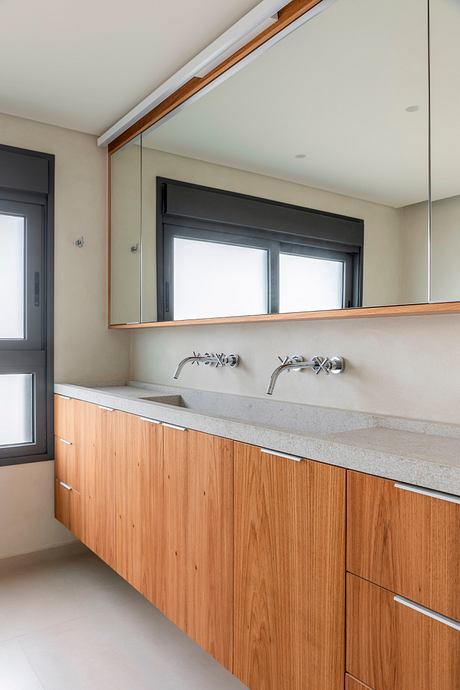 CTP Apartment by Voa Arquitetura - 13