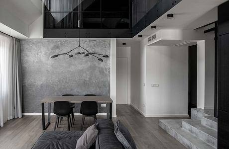 Mlyn Sets a Glass Bedroom Above the Living Room
