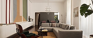 Monte di Dio: Historic Naples Recast Apartment